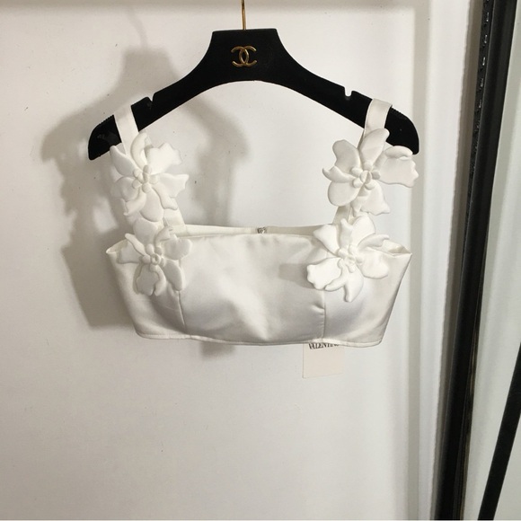 White Floral Appliqué Crop Top and Midi Skirt Set - Picture 2 of 9